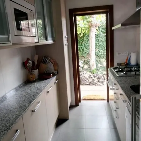 Rez-de-jardin 3 A S'agaro Dans Maison Individuelle * Bufaganas