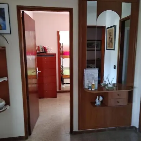 Rez-de-jardin 3 A S'agaro Dans Maison Individuelle *