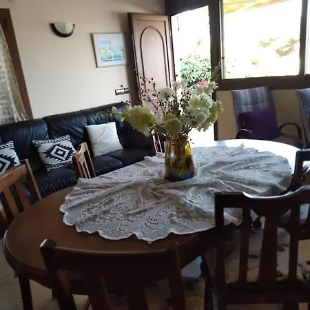 Rez-de-jardin 3 A S'agaro Dans Maison Individuelle Apartment *