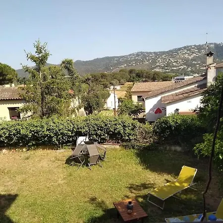 Rez-de-jardin 3 A S'agaro Dans Maison Individuelle *